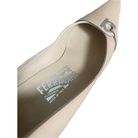 Salvatore Ferragamo Larissa Heels Pumps Vintage Women's Shoes Tan Beige Size 6.5 - Picture 6 of 11